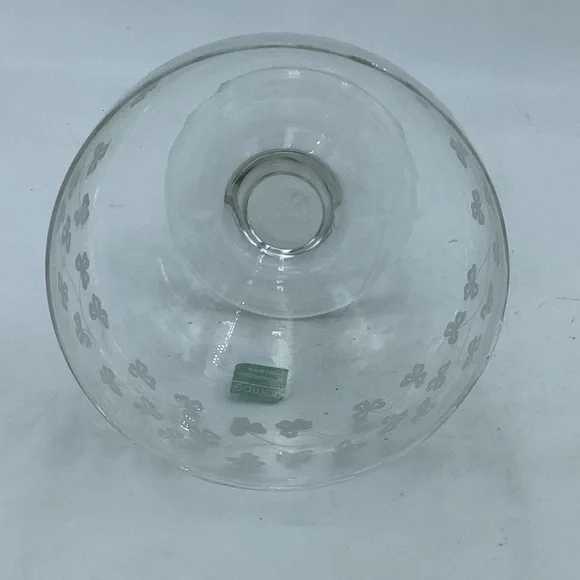 Eamon Ireland Hand Engraved Glass Pedestal Shamrock  Bowl - Picture 5 of 7